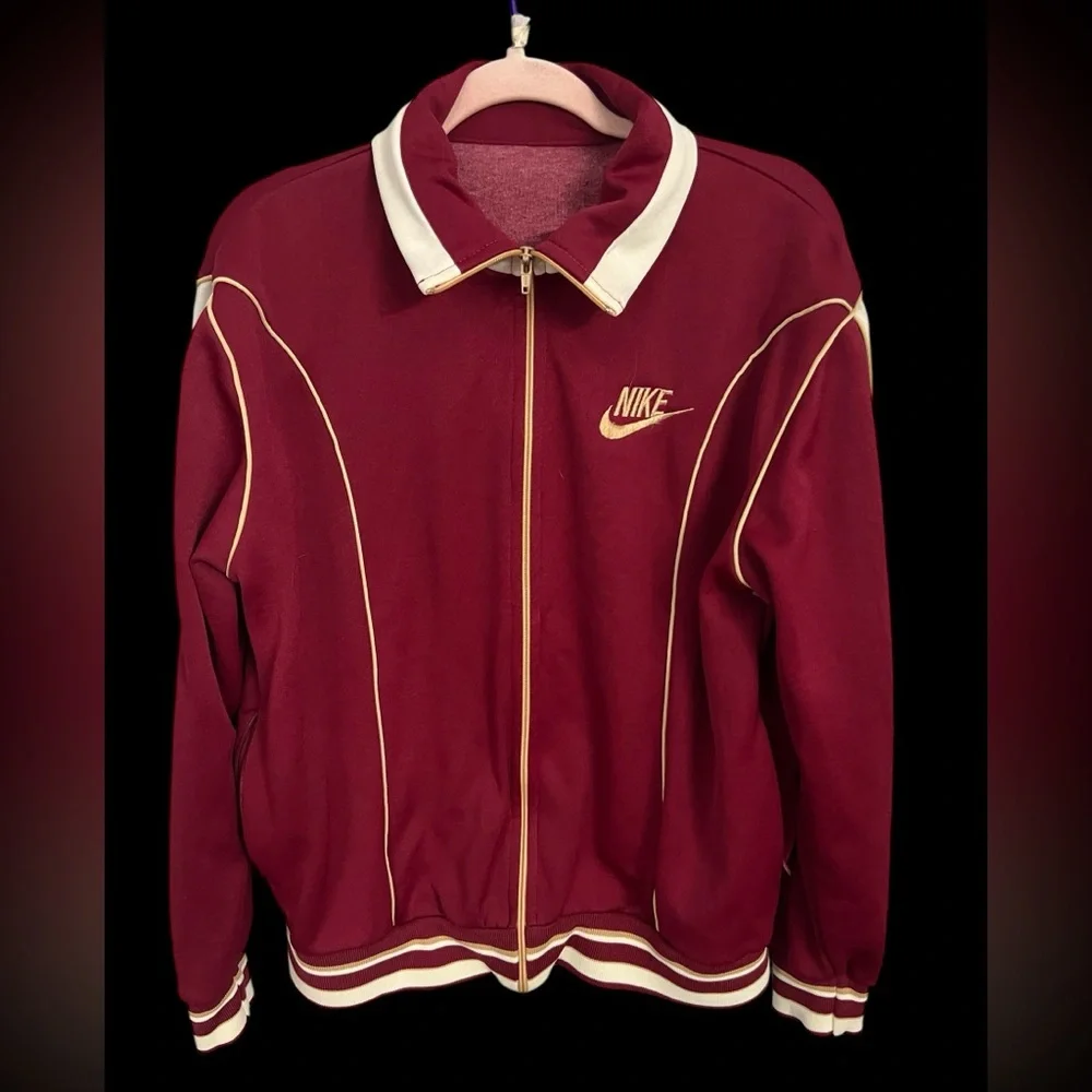 70’s vintage Nike track jacket.‎  26-1